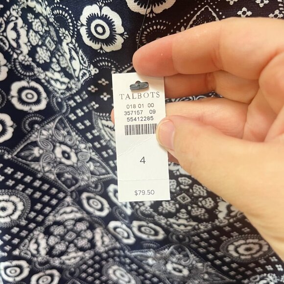 NEW‎ Talbots Women's Blue & White Floral Print Skirt Size 4 - Picture 3 of 5